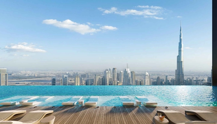Luxury rooftop pool with panoramic views of Dubai skyline at Trump Residences